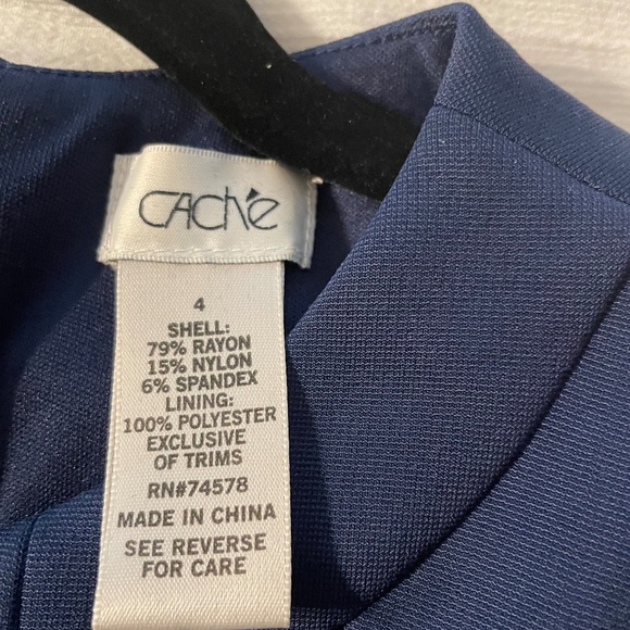 CACHE FITTED NAVY DRESS PRISTINE - Picture 3 of 3